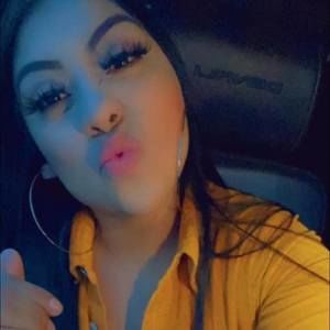 Meet your Posher, Alejandra